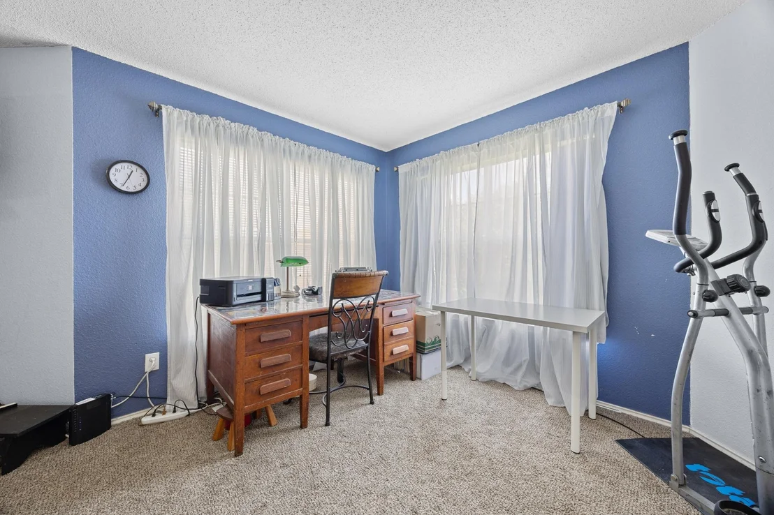 Photo of 1001 Canterbury TRL