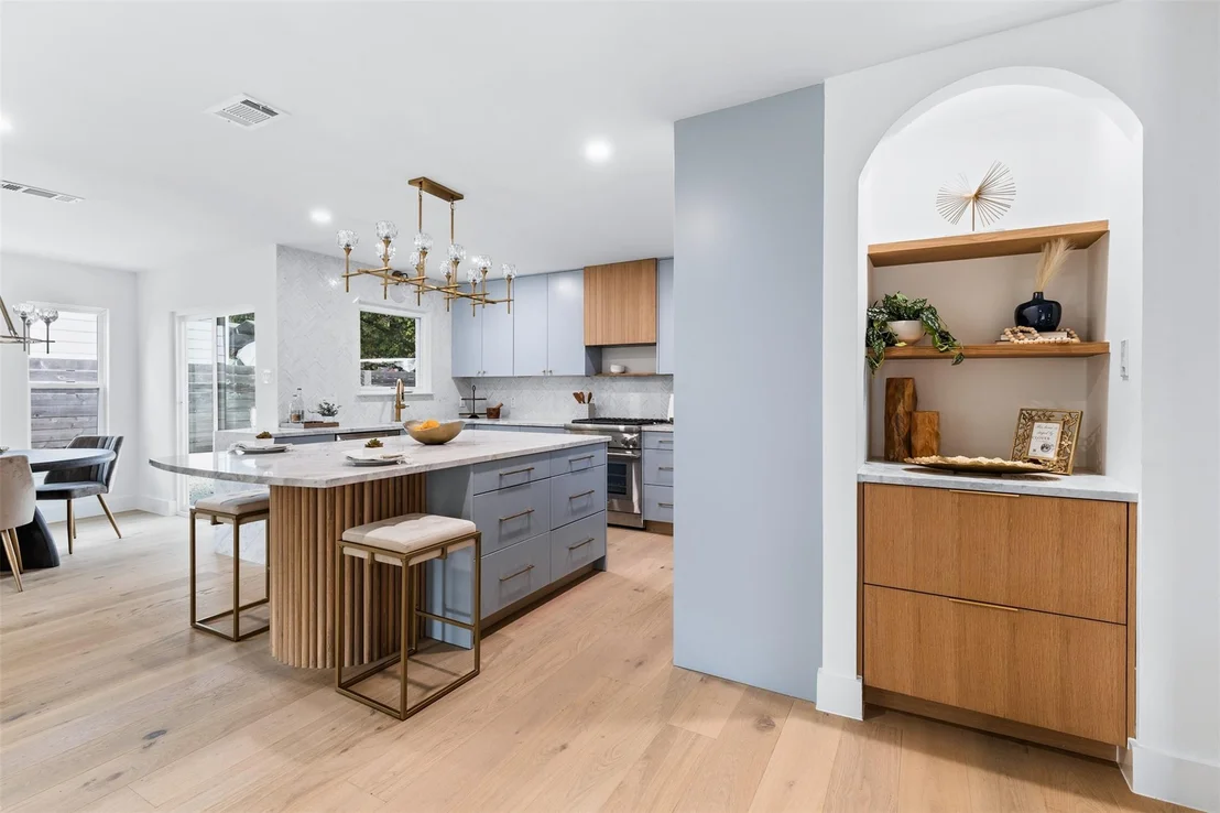 Photo of 2018 Lear LN