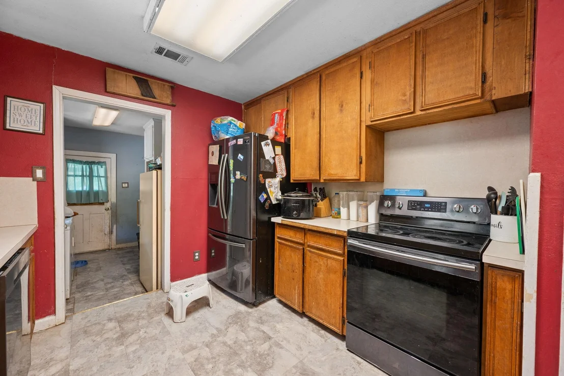 Photo of 9106 Capitol DR