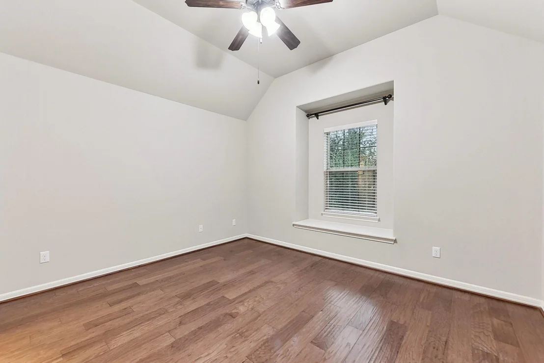 Photo of 2120 Park Place CIR