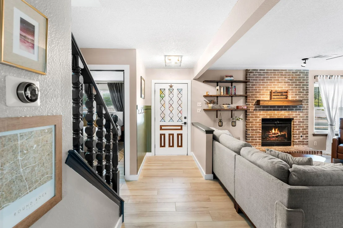 Photo of 1701 Greenlawn BLVD