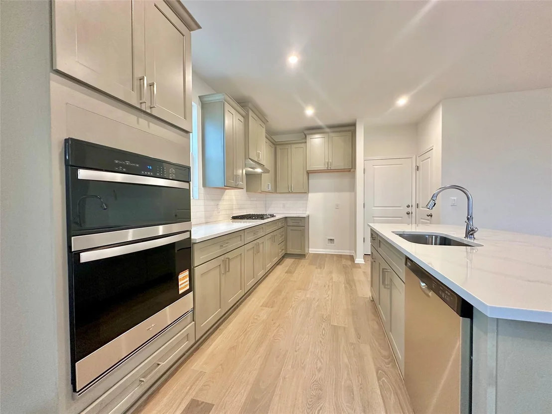 Photo of 380 Young ST