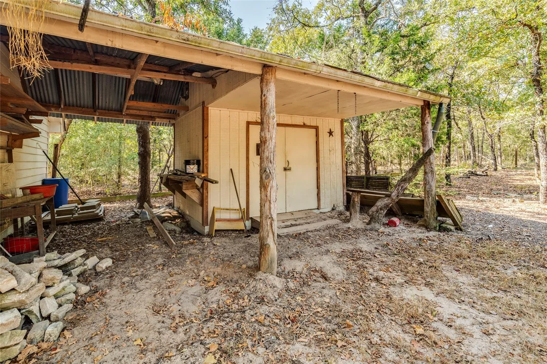 Photo of 517 Arbors CIR