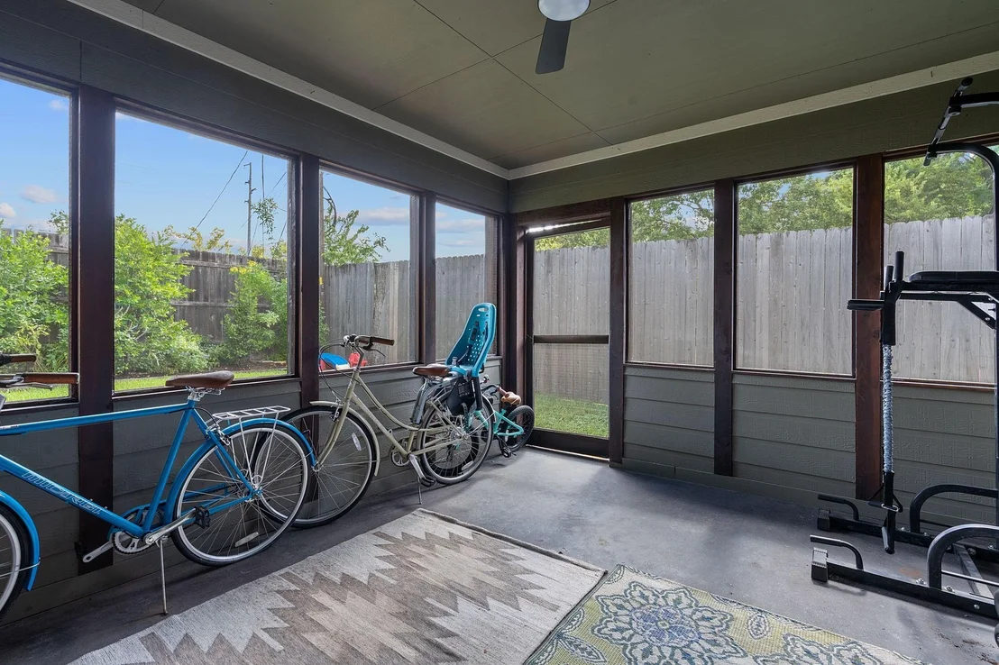 Photo of 1900 Ullrich Ave