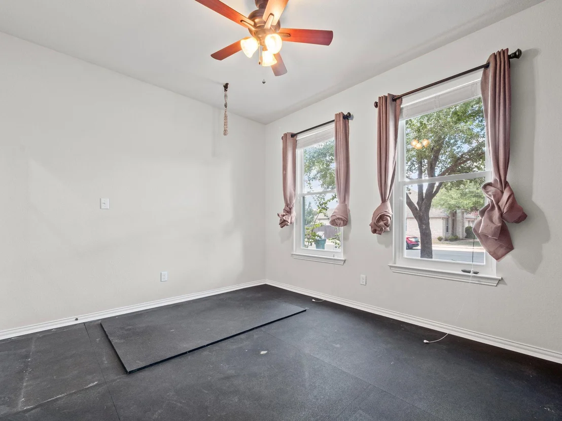 Photo of 1341 Talley LOOP