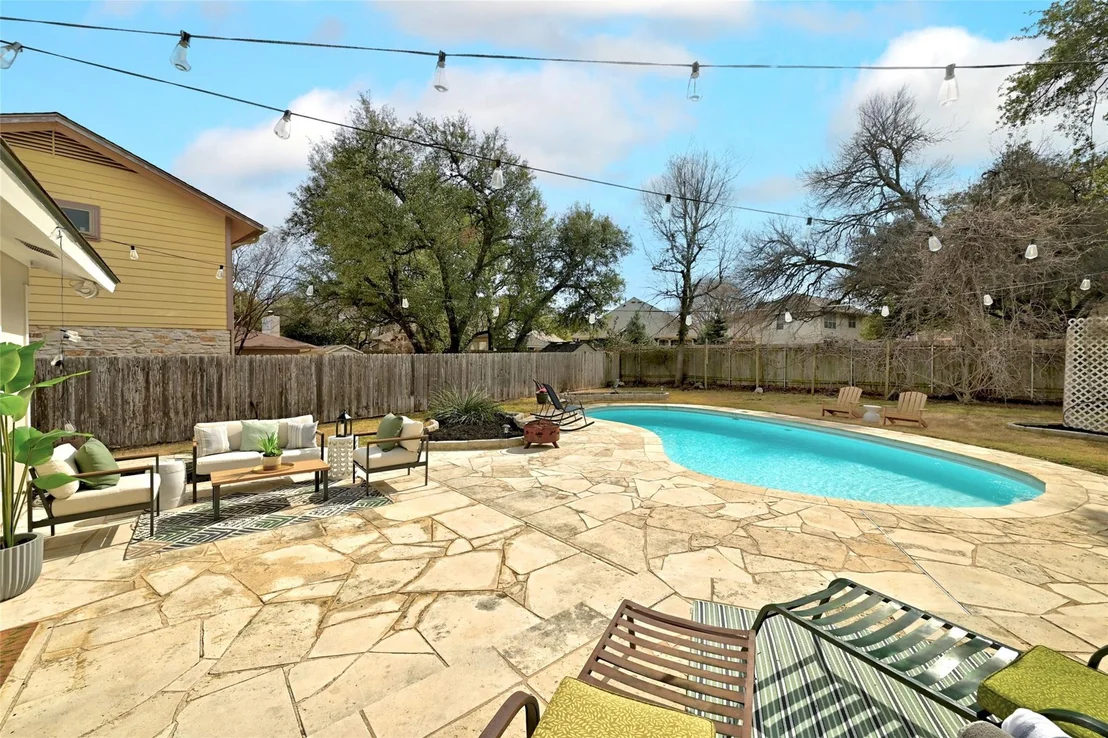 Photo of 4707 Whispering Valley DR