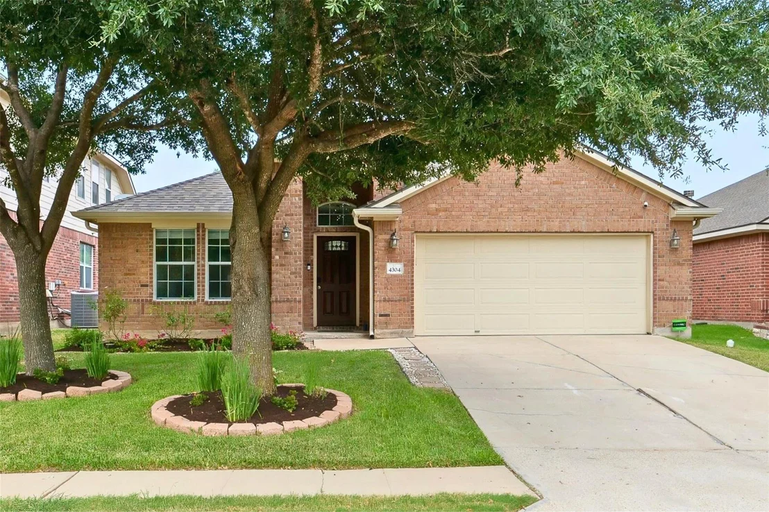 Photo of 4304 Rolling Water DR