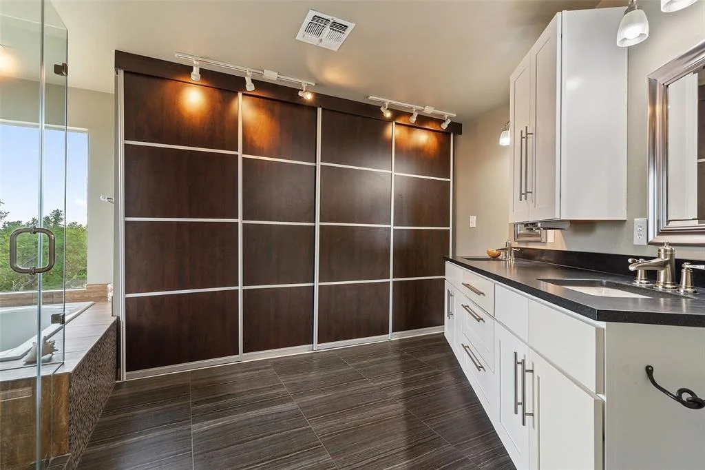 Photo of 5308 Great Divide DR