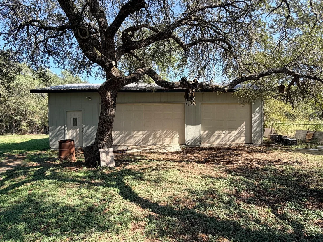 Photo of 2800 Robin RD