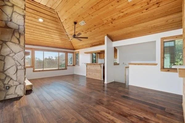 Photo of 406 Coventry RD