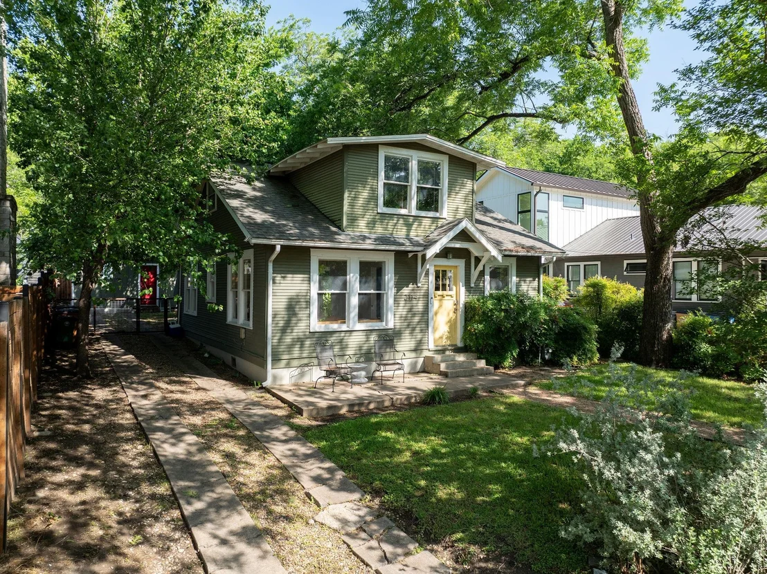Photo of 2114 Clifton ST