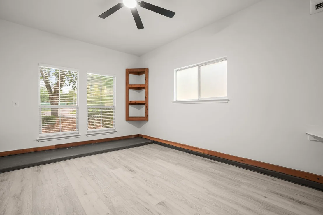 Photo of 360 Sampson