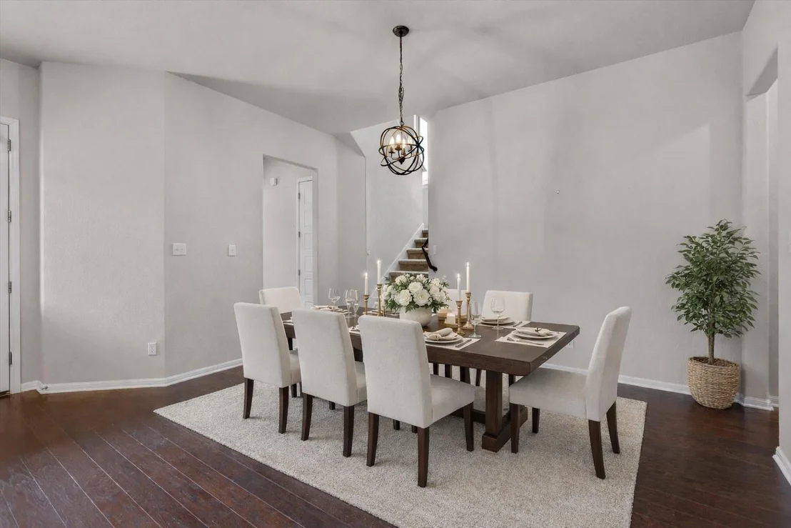 Photo of 1008 Clearwing CIR