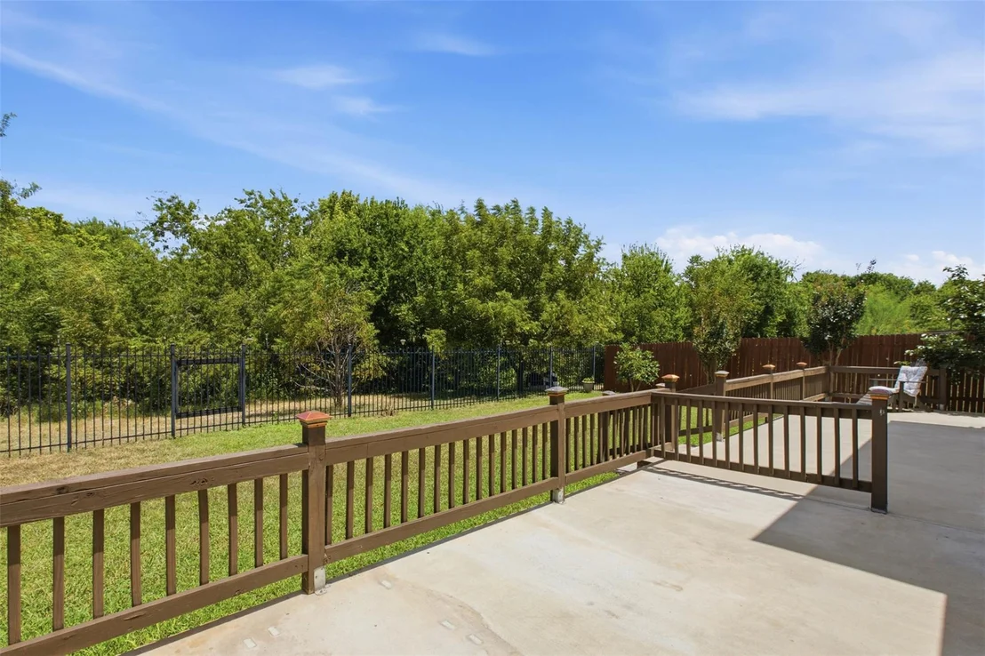 Photo of 626 Landon Samuel LOOP