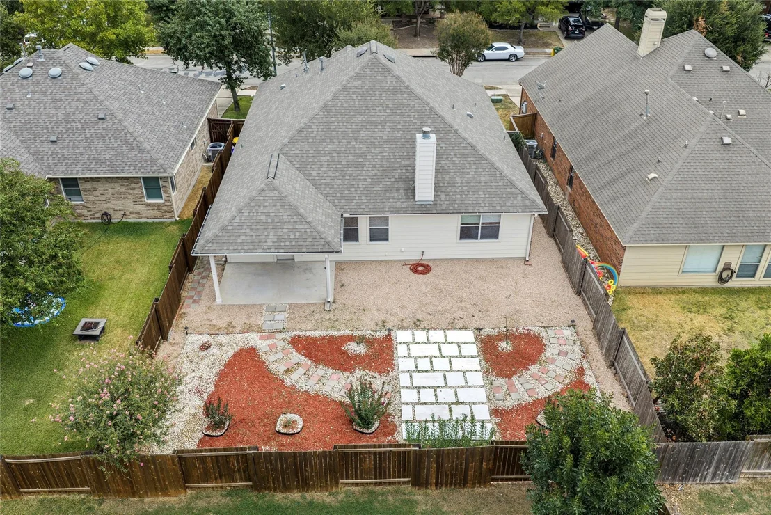 Photo of 11512 Shadow Creek DR