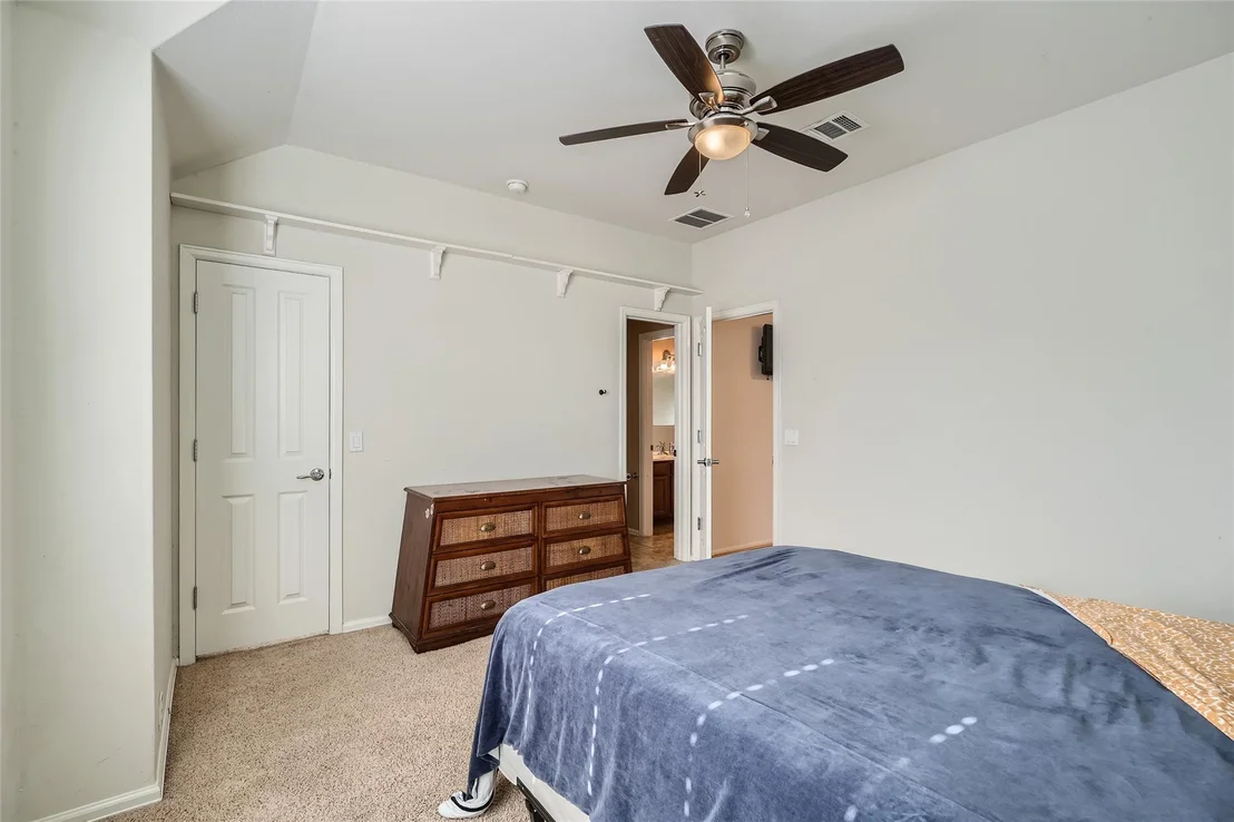 Photo of 269 Camelia PKWY