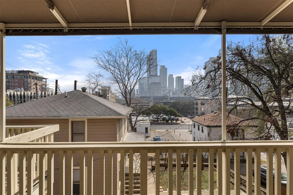 Photo of 613 Baylor ST