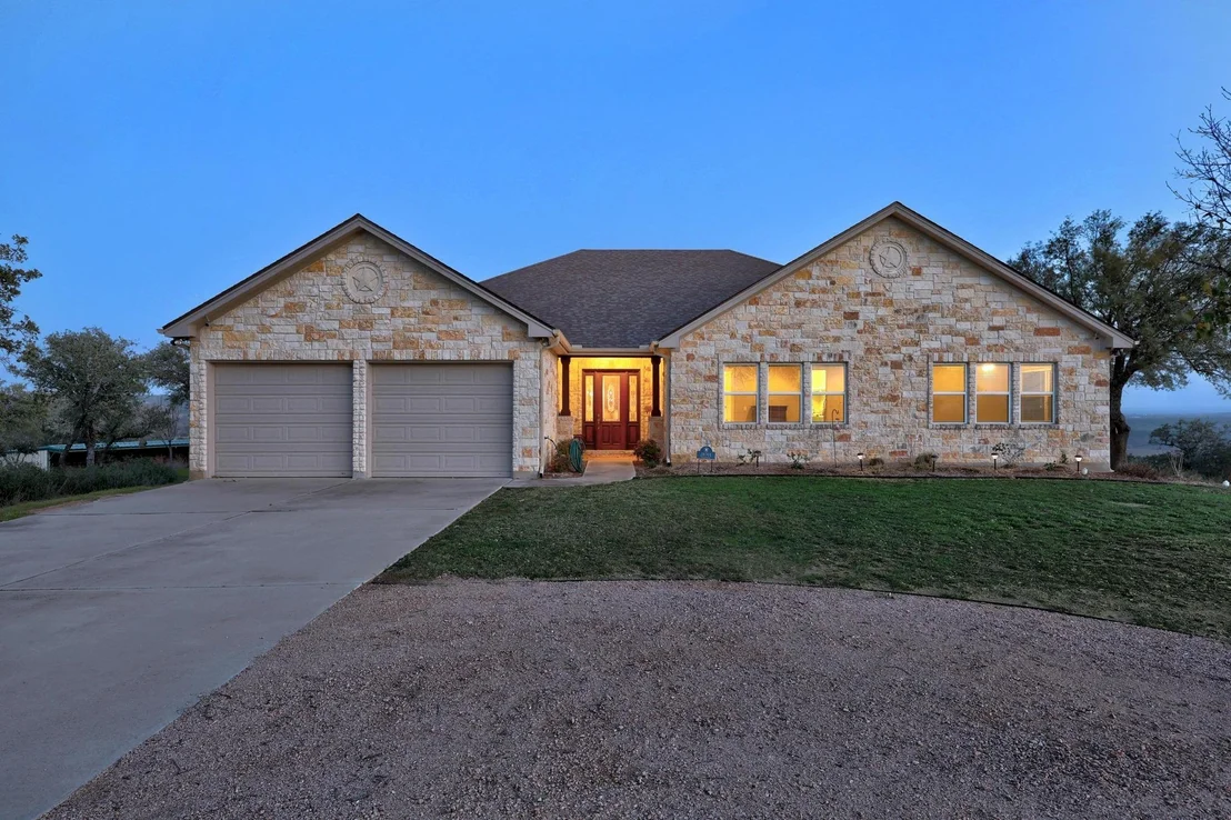 Photo of 28701 Valley RD