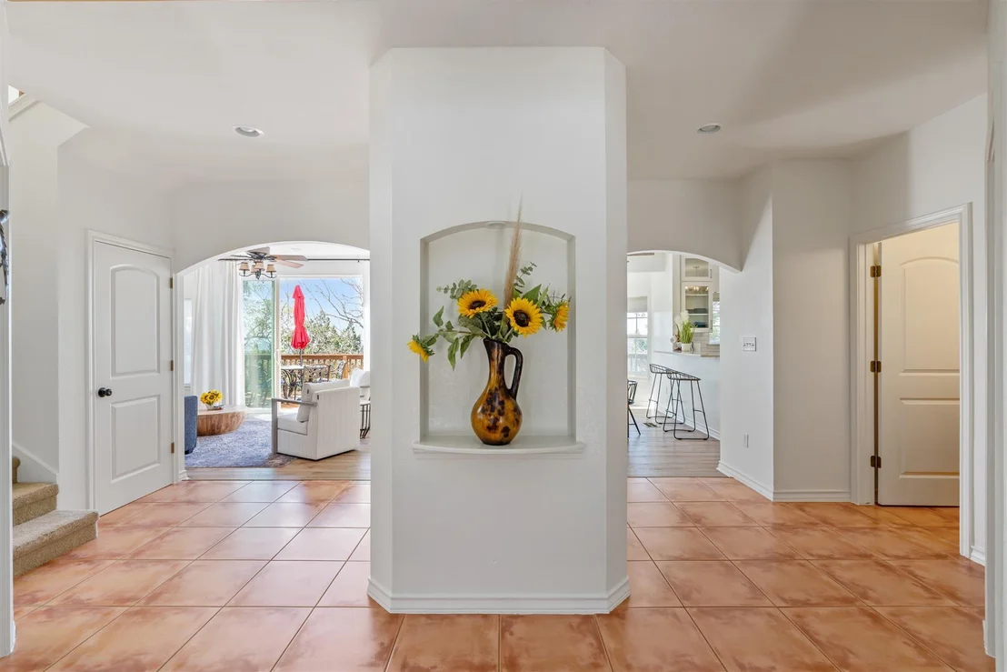 Photo of 8101 Breeze WAY