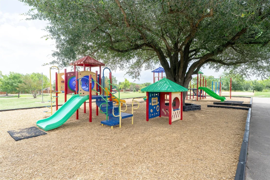Photo of 11221 Kirkland Hill PATH