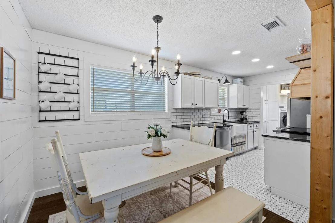 Photo of 607 Littlewin