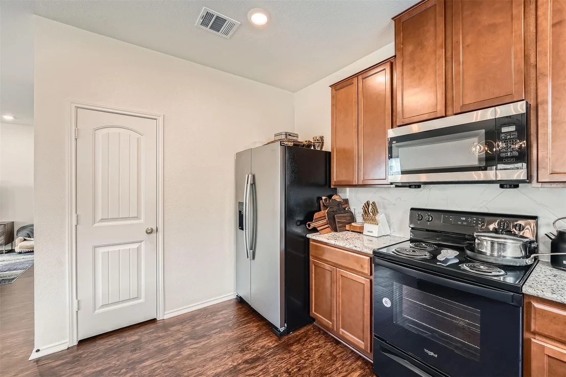 Photo of 6505 Wagon Spring ST