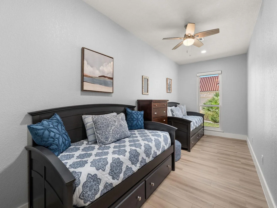 Photo of 103 Waters Edge
