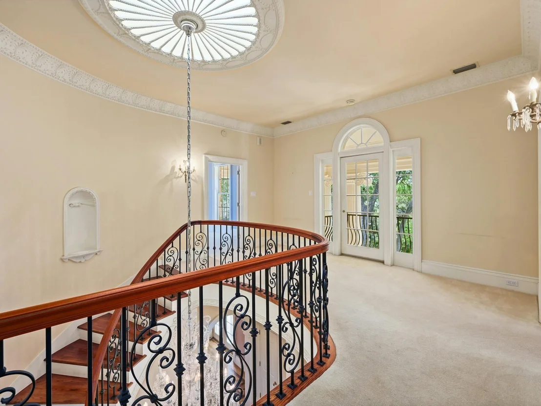 Photo of 3501 Hampton RD