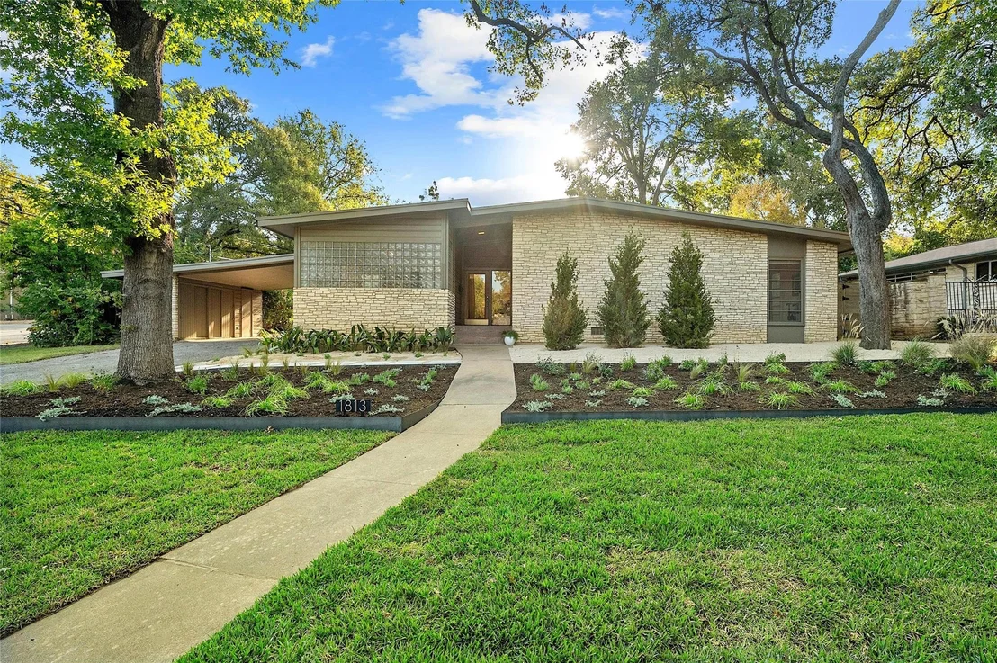 Photo of 1813 Vance CIR