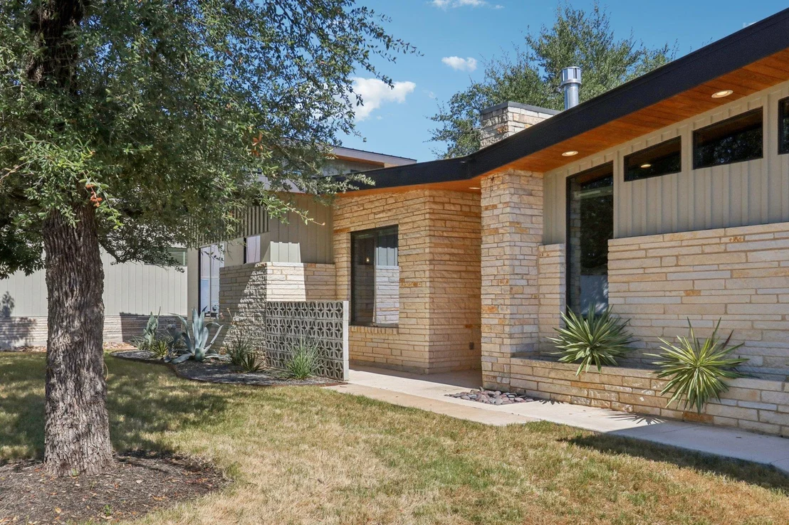 Photo of Unit 2 at 488 Starlight Village LOOP