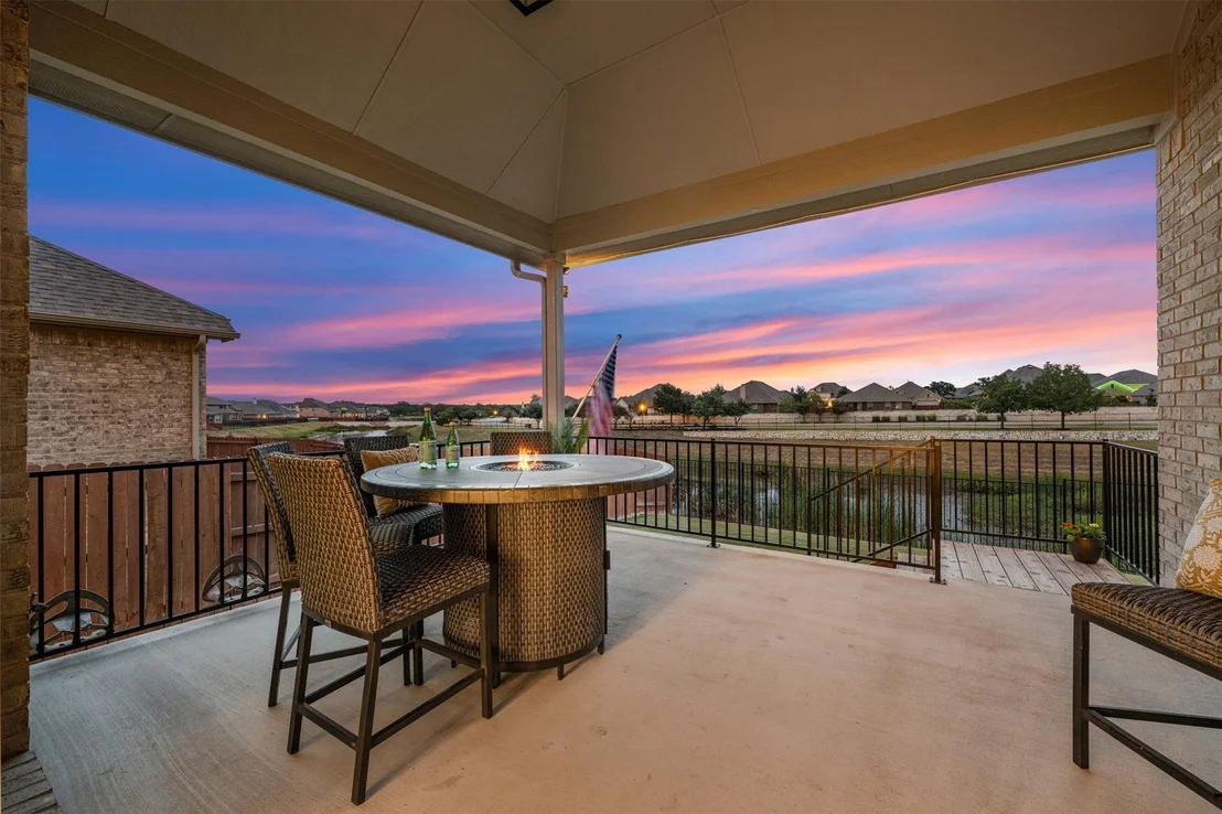 Photo of 2108 Ambling TRL