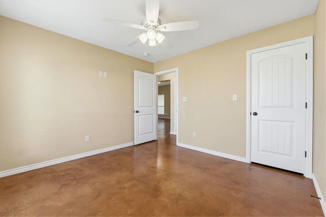 Photo of 1124 Limestone DR