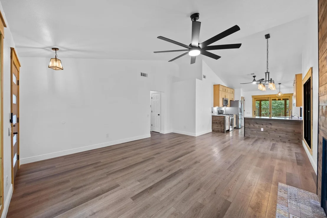 Photo of 16202 Kicking Bird DR