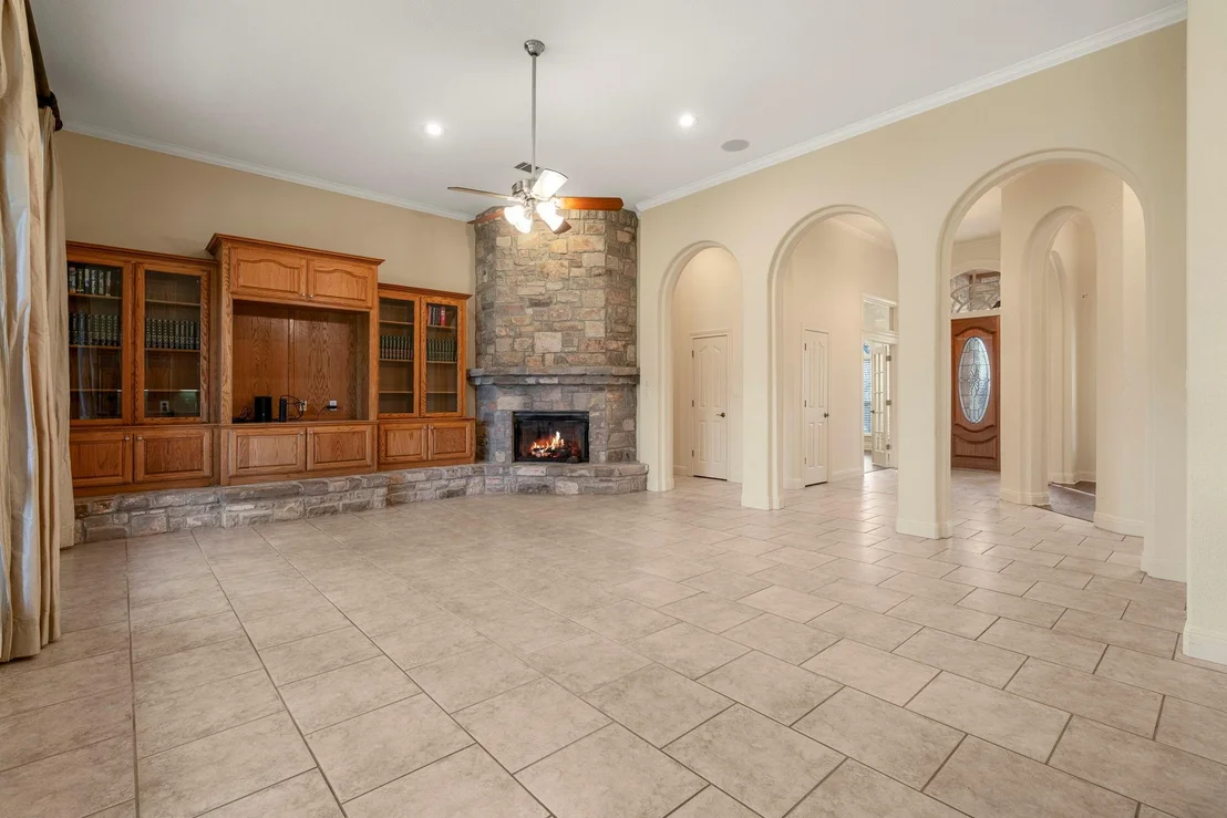 Photo of 301 Goldridge DR