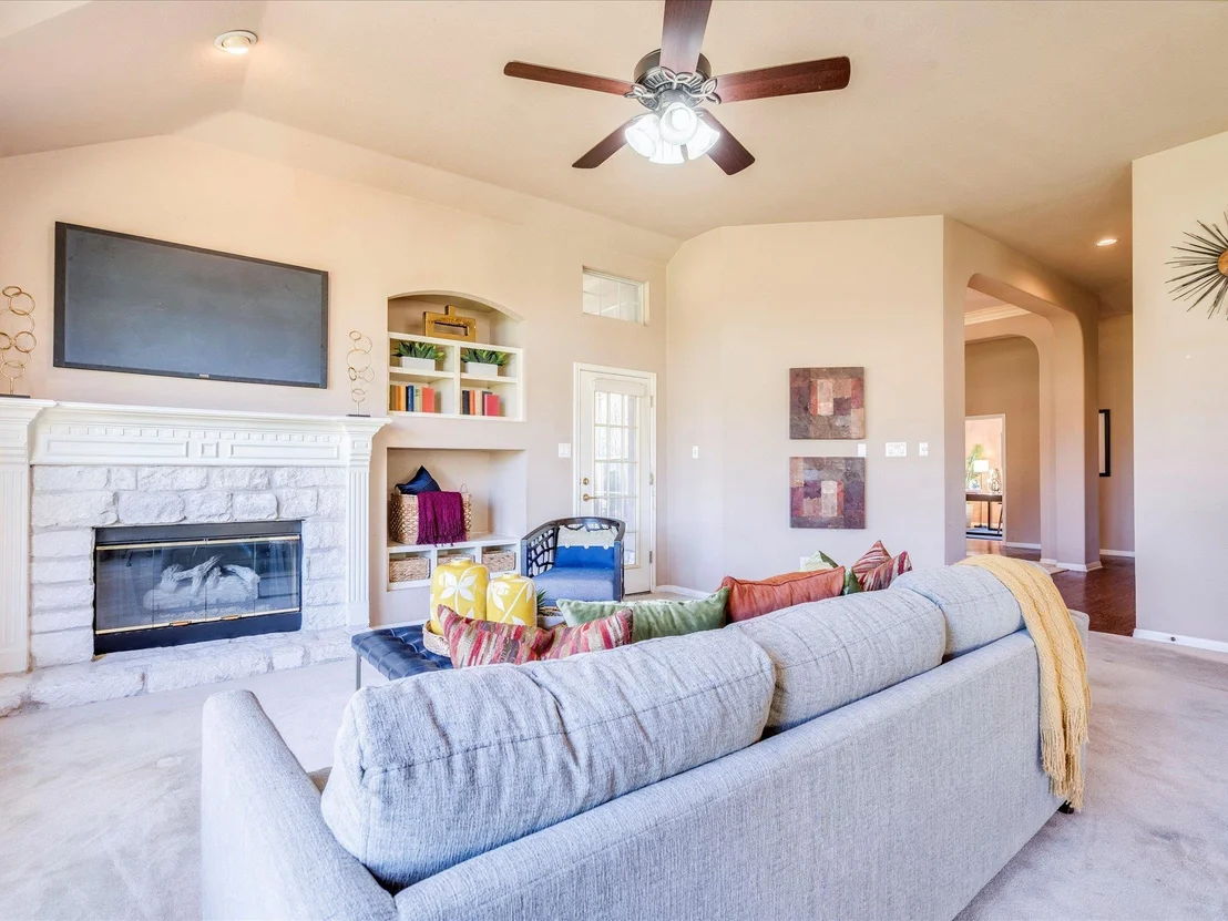 Photo of 10609 River Plantation DR