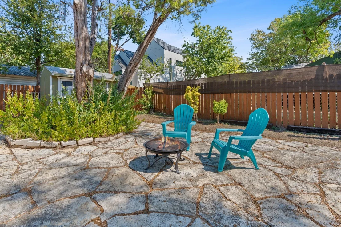 Photo of 2405 Forest Ave