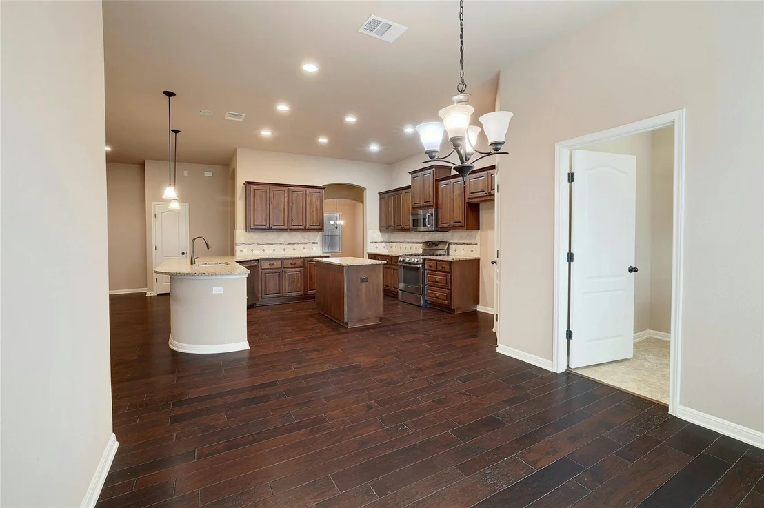 Photo of 2616 Hilltop Divide LN