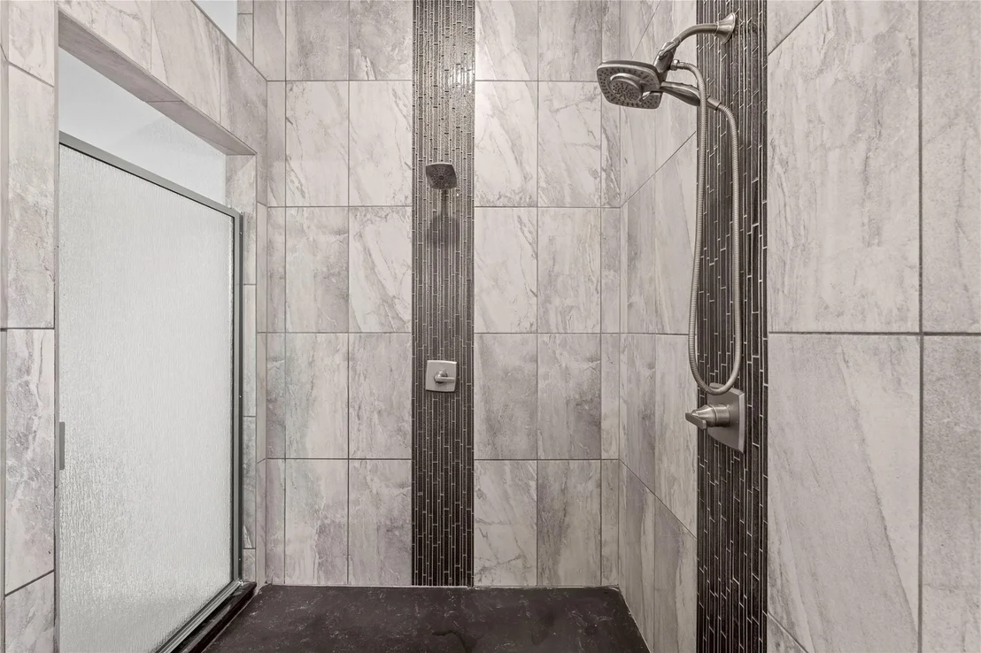 Photo of 4906 Deerwood LOOP