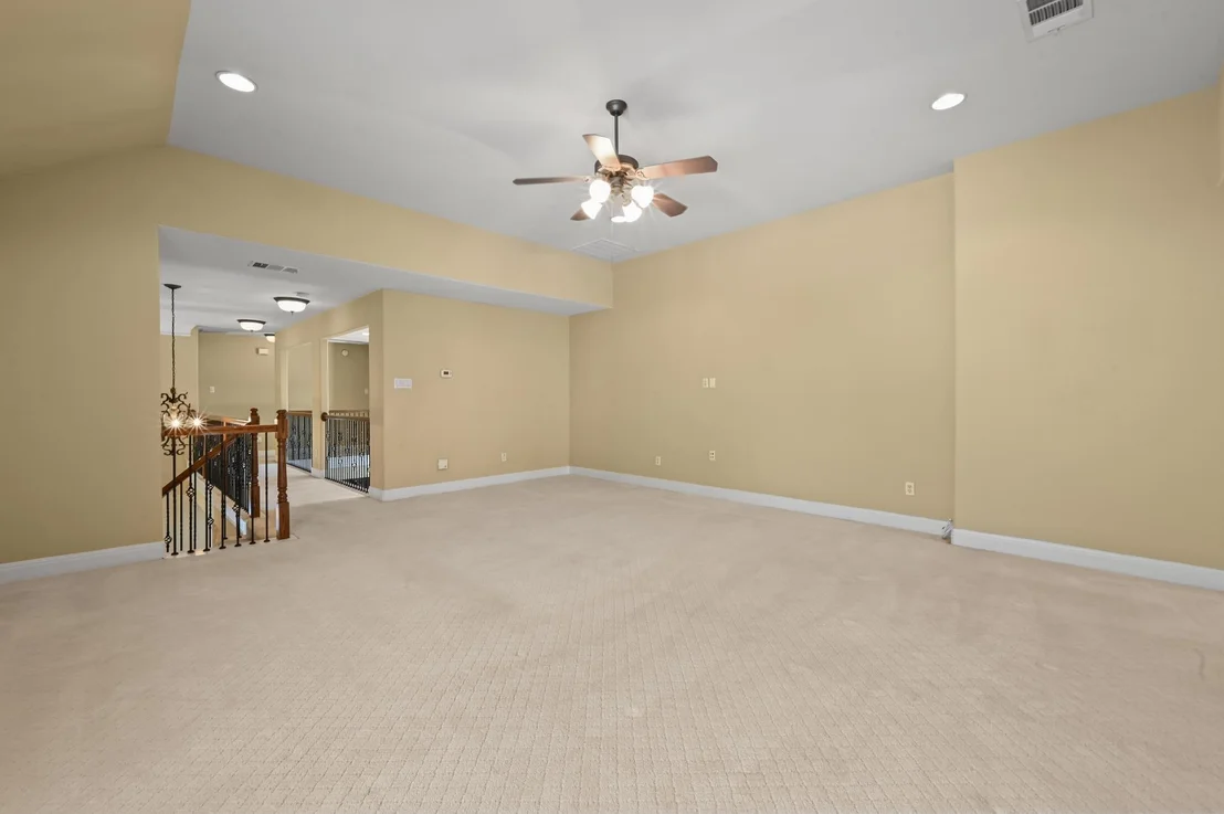 Photo of 111 WHITLEY DR