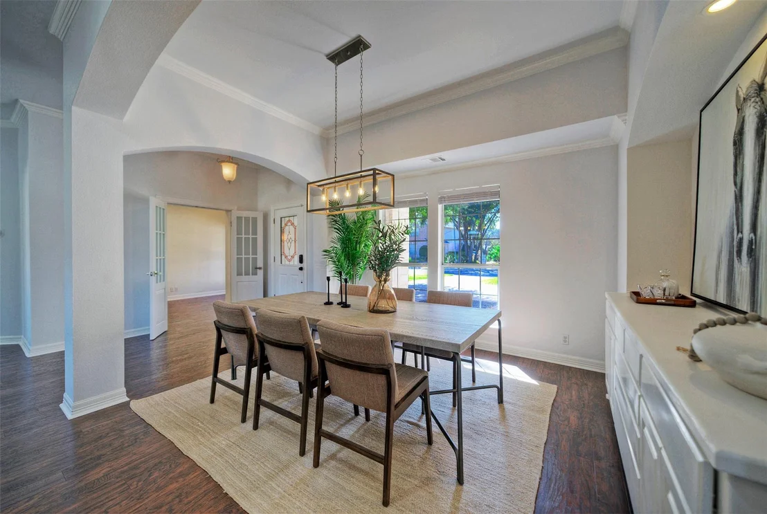 Photo of 10833 Olympia Fields LOOP