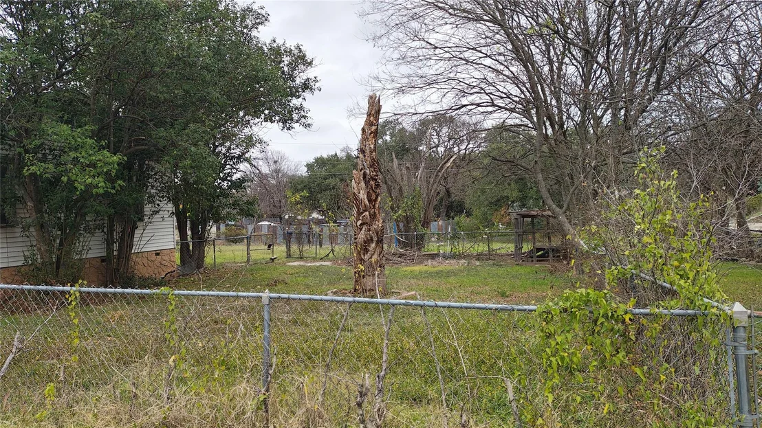 Photo of 8611 Georgian DR
