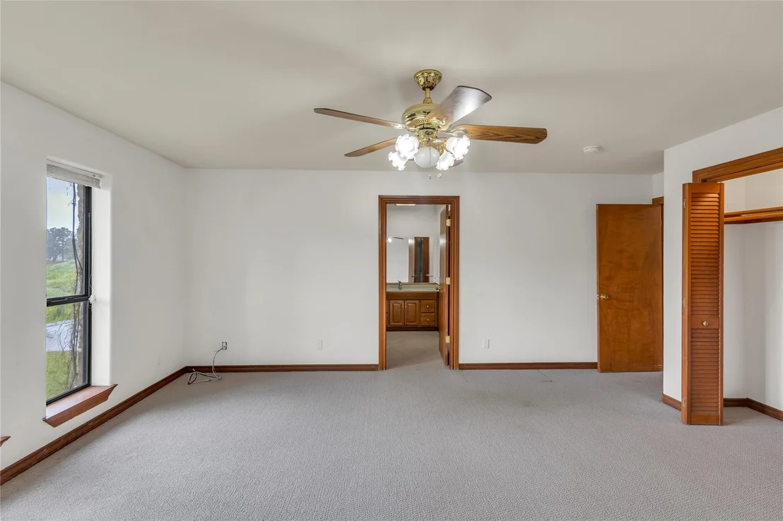 Photo of 116 Shore Front DR