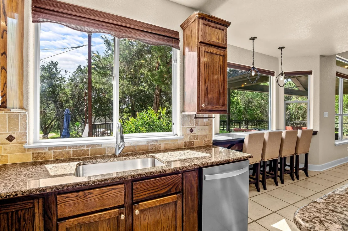 Photo of 5545 Cliff Estates RD