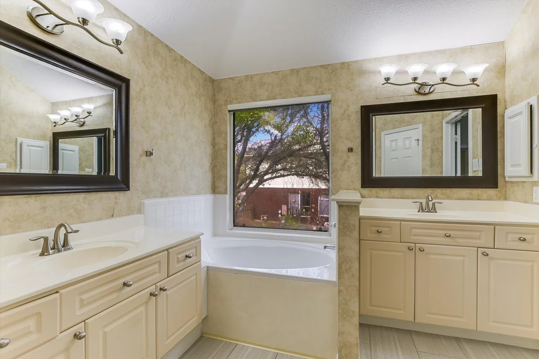 Photo of 2218 Equestrian TRL