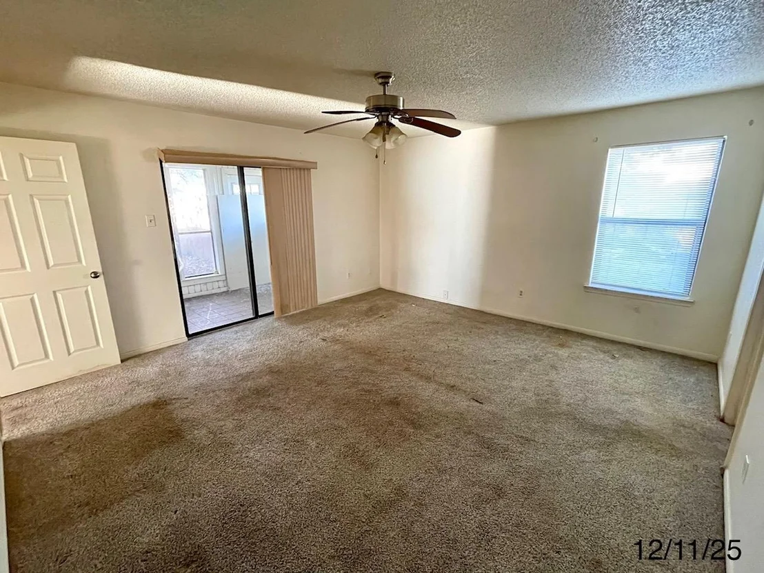 Photo of 401 Highridge CV
