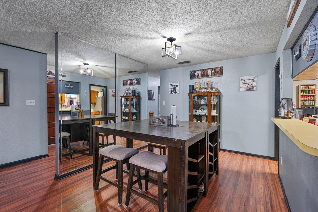 Photo of 106 Frederick LN