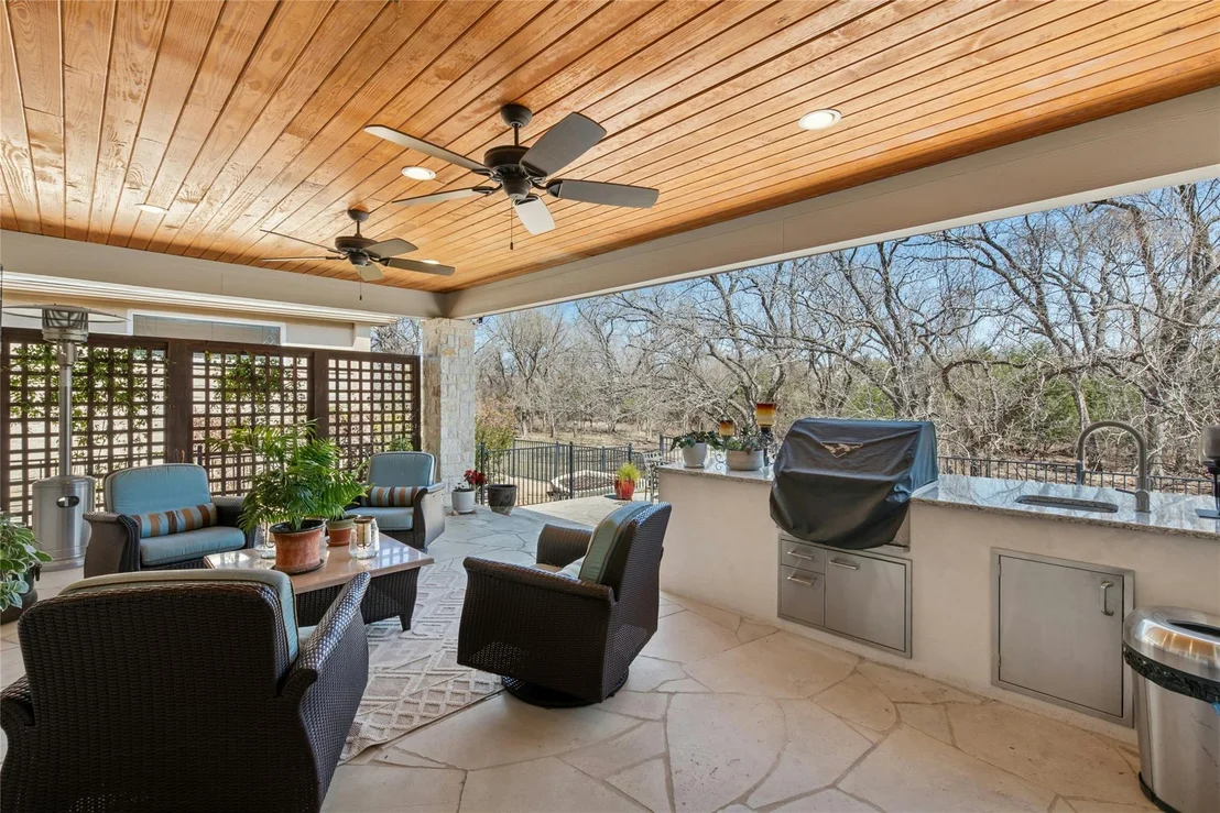 Photo of 510 Davis Mountain CIR