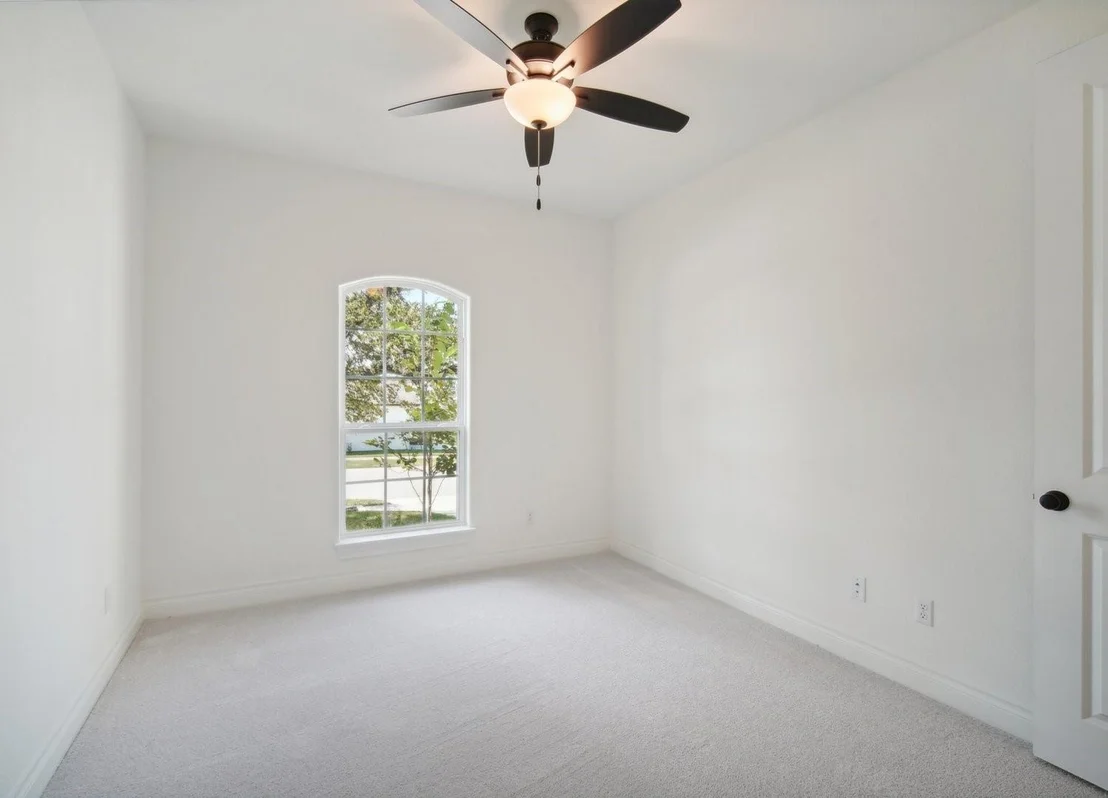 Photo of 205 Fair Oaks DR