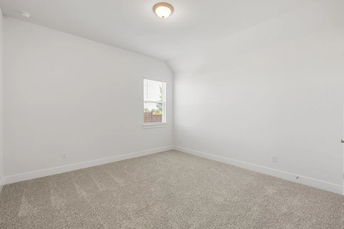 Photo of 2212 Tobiano TRCE