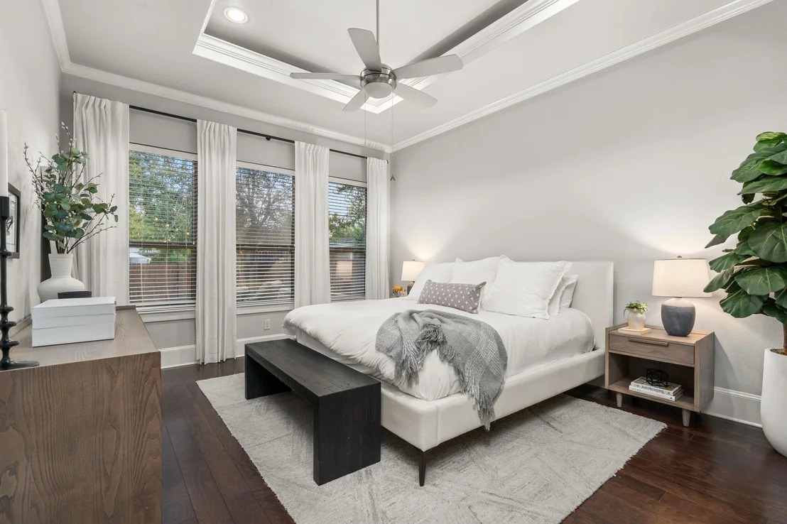 Photo of 2903 Village DR
